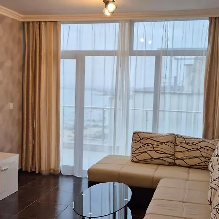 East Marina View سفيتي فلاس